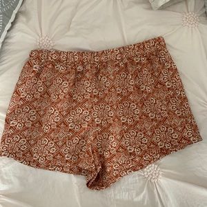 Pattern Flowy Shorts
